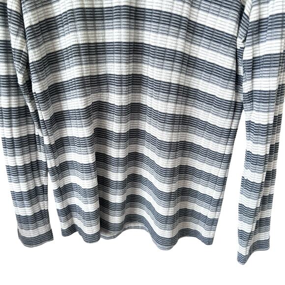 Alfani Sweater Mens Small Gray‎ White Ribbed Striped V Neck Preppy Heritage - Picture 4 of 10